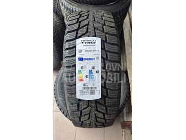 Nokian 215/60 R17 Zimska
