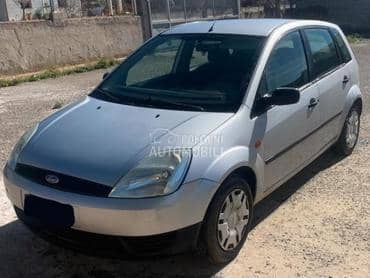 Ford Fiesta V 1.25i -  kompletan auto u delovima