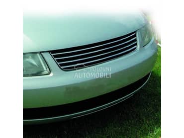 Maska bez znaka za Volkswagen Passat B5 od 1997. do 2000. god.